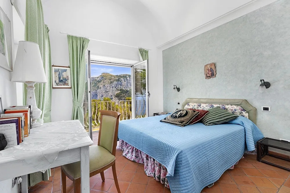Villa Polifemo