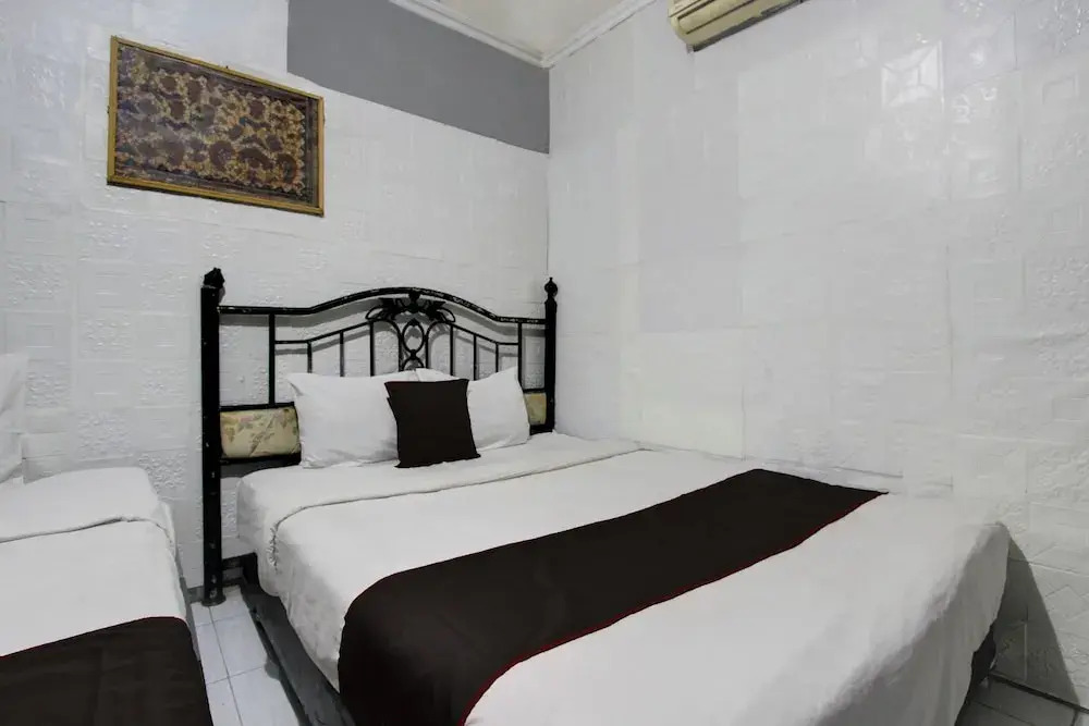 Hotel O Near Tugu Yogyakarta 1 formerly Crown Residence