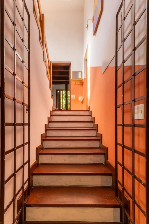 Casa ampla com piscina e churrasqueira