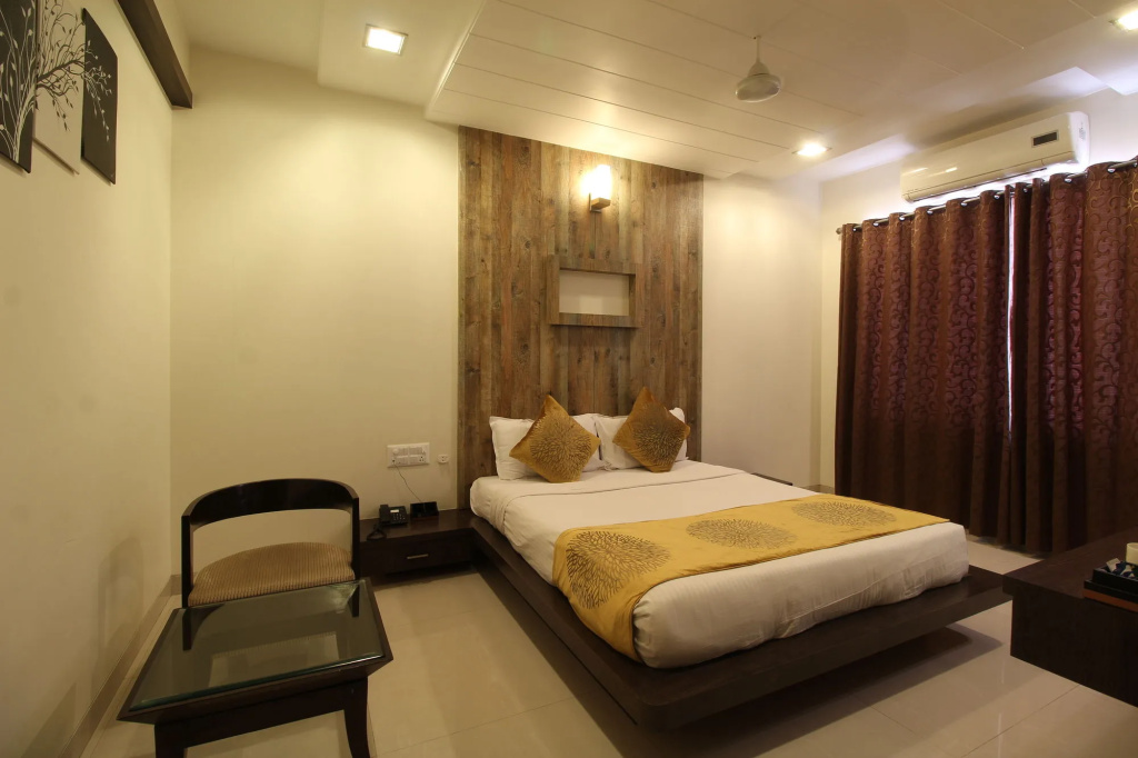 MARIGOLD-Newly Renovated Hotel