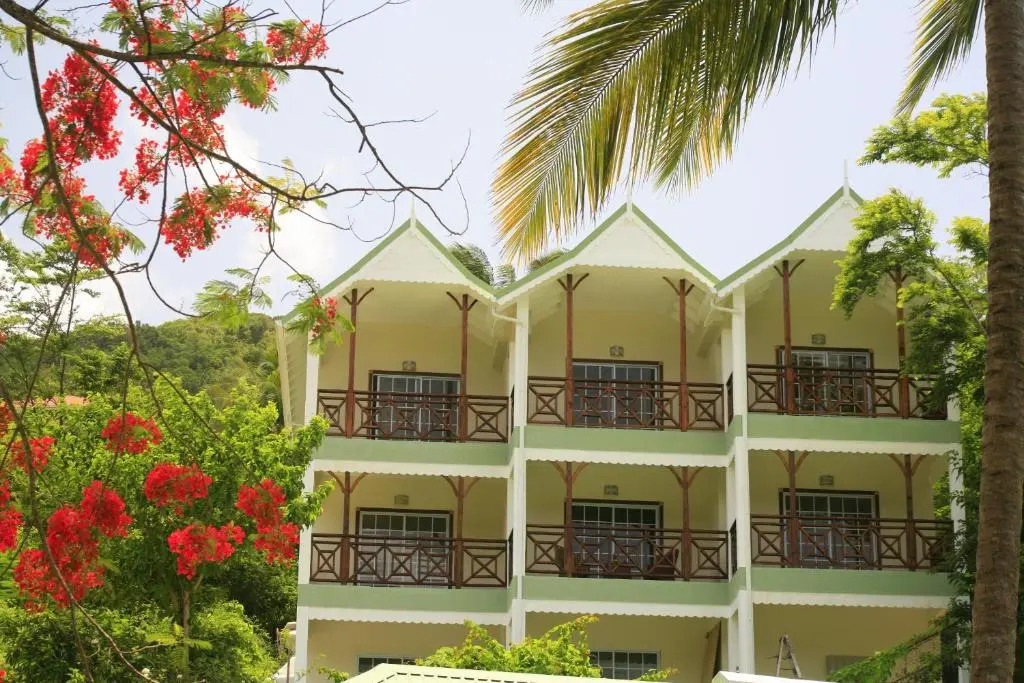 Marigot Beach Club & Dive Resort