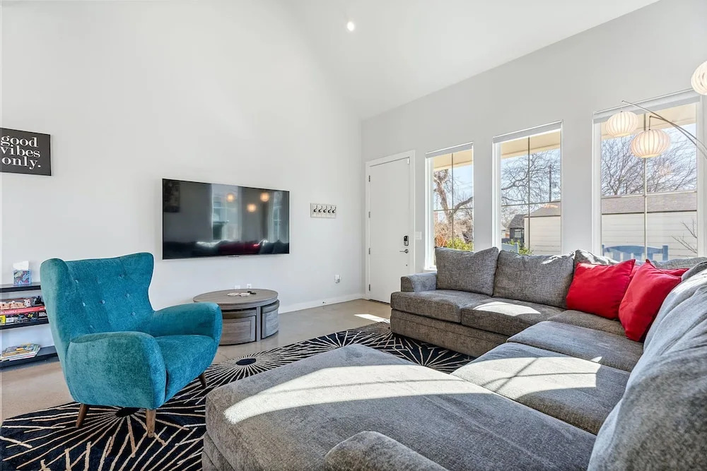 Trendy 3 Bedroom in South Austin!