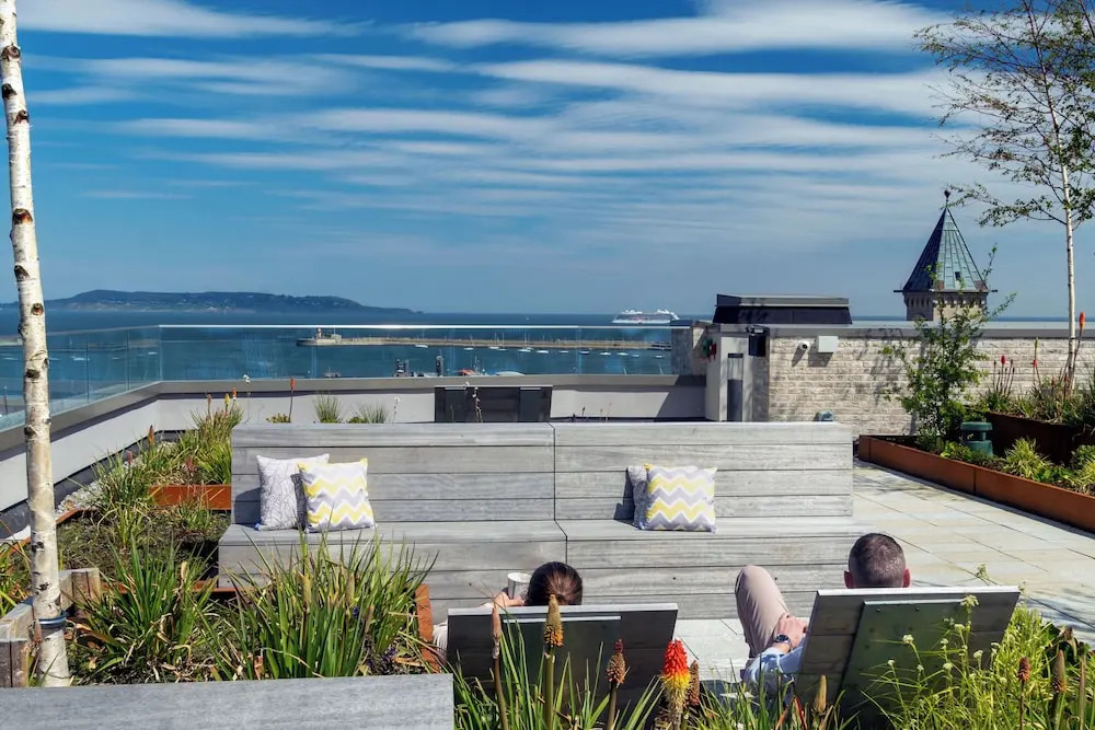 Niche Living - Dun Laoghaire