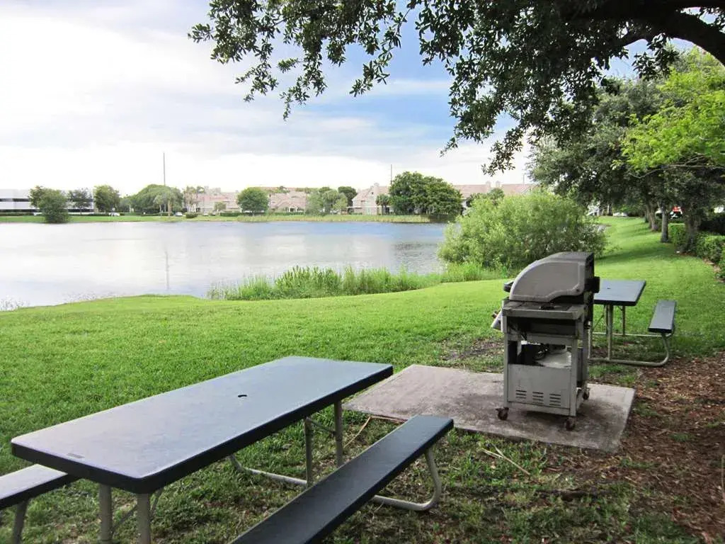 Extended Stay America Suites - Boca Raton - Commerce
