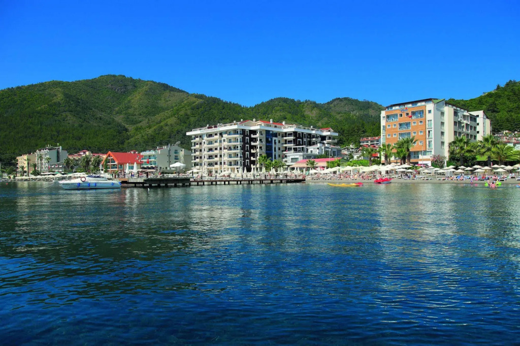 Cettia Beach Resort