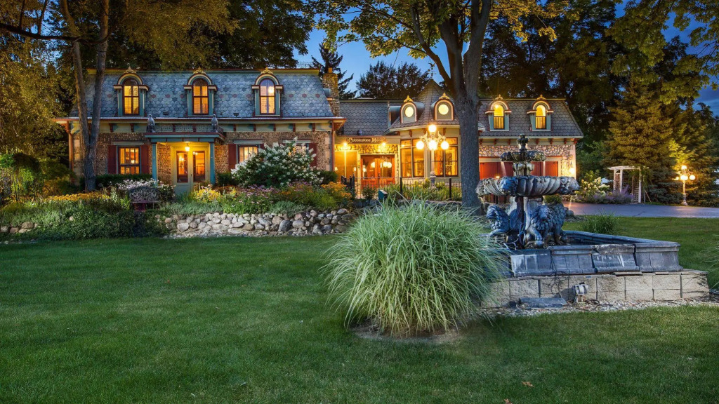 Cobblestone Manor