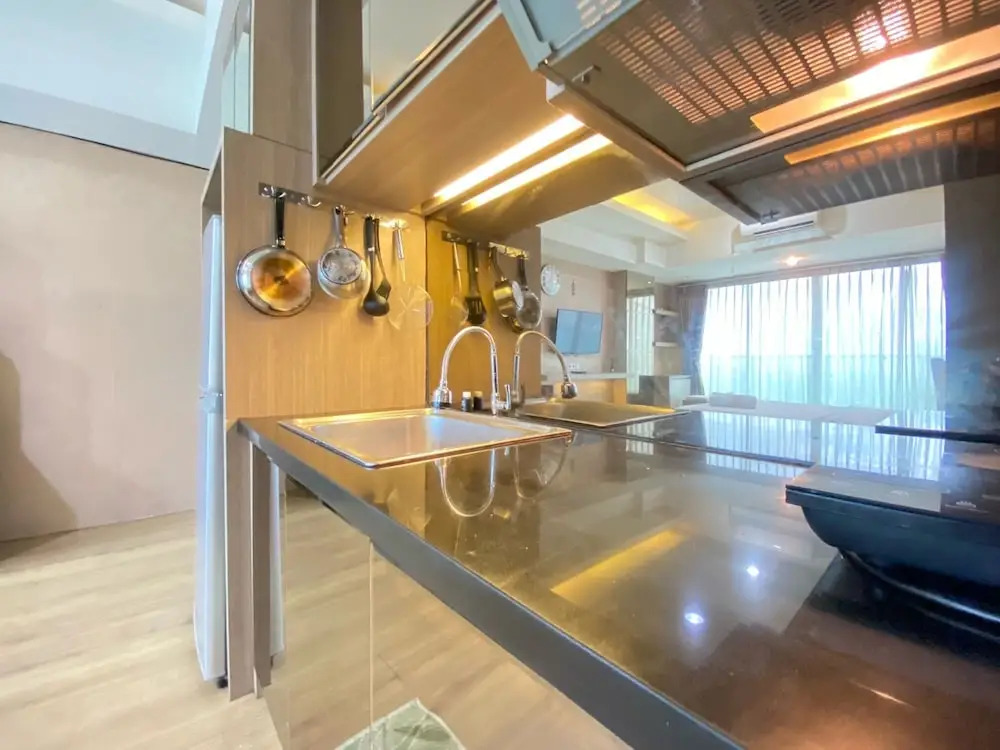 Spacious Studio Room At Tamansari La Grande Apartment Near Bip