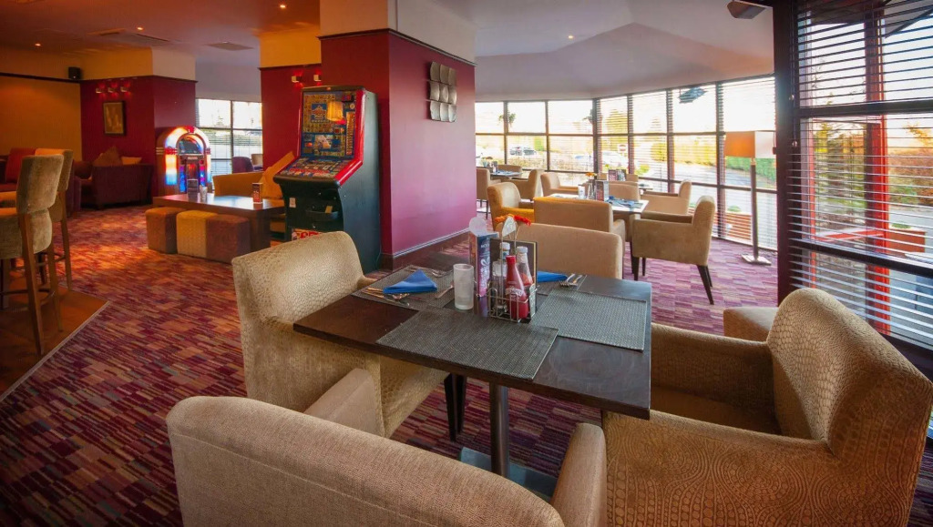 Dean Park Hotel