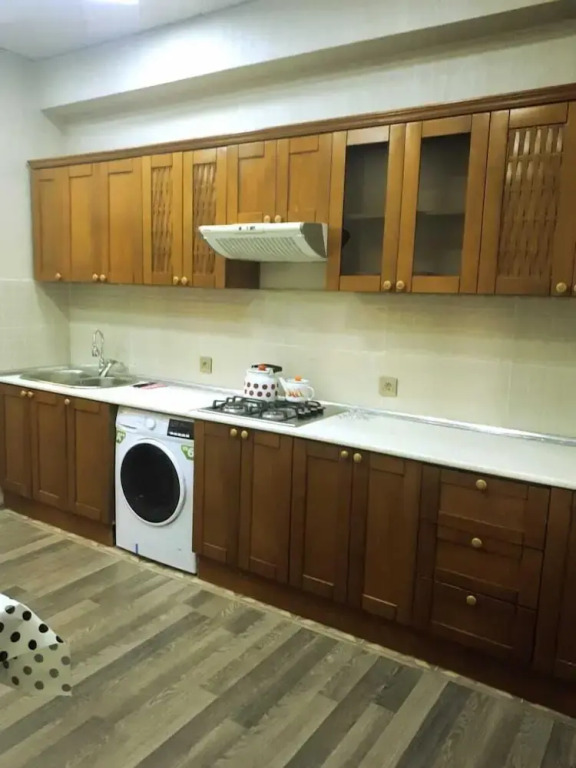 Bakuvi Tourist Apartment B098