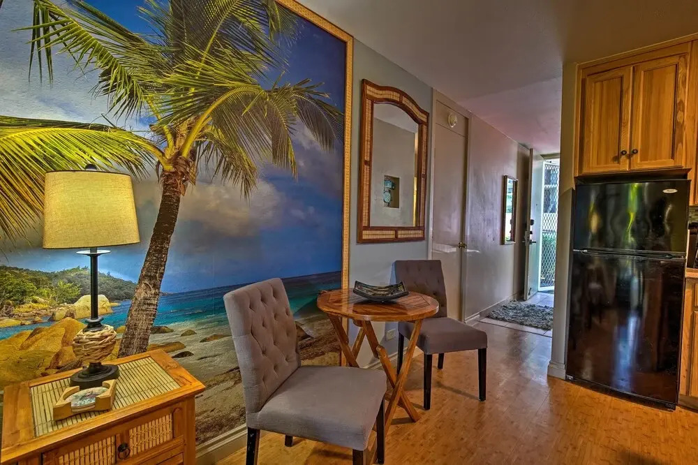 Kailua Studio w/ Pool Access & Garden Views!