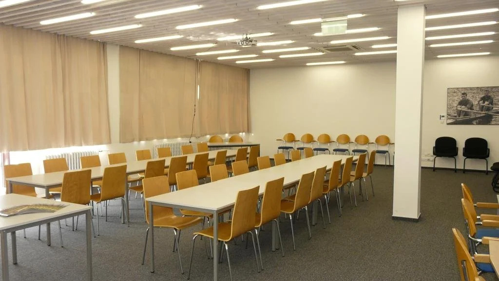 Labe Aréna Račice