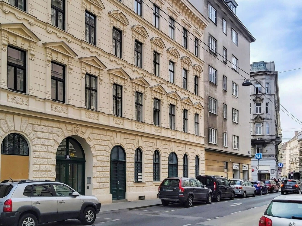 Wieden Wien in Wien With 2 Bedrooms and 1 5 Bathrooms