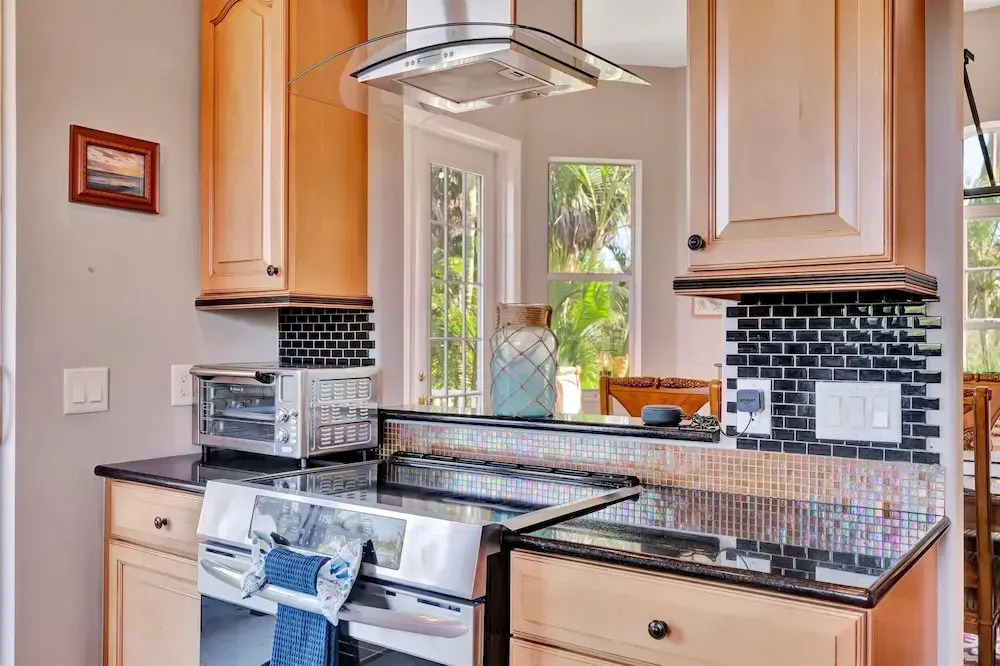 Terra Ceia Private Saltwater Pond Home