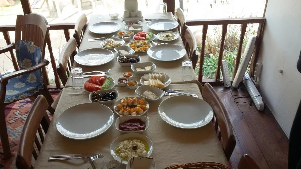 Birgi Cinaralti Pension