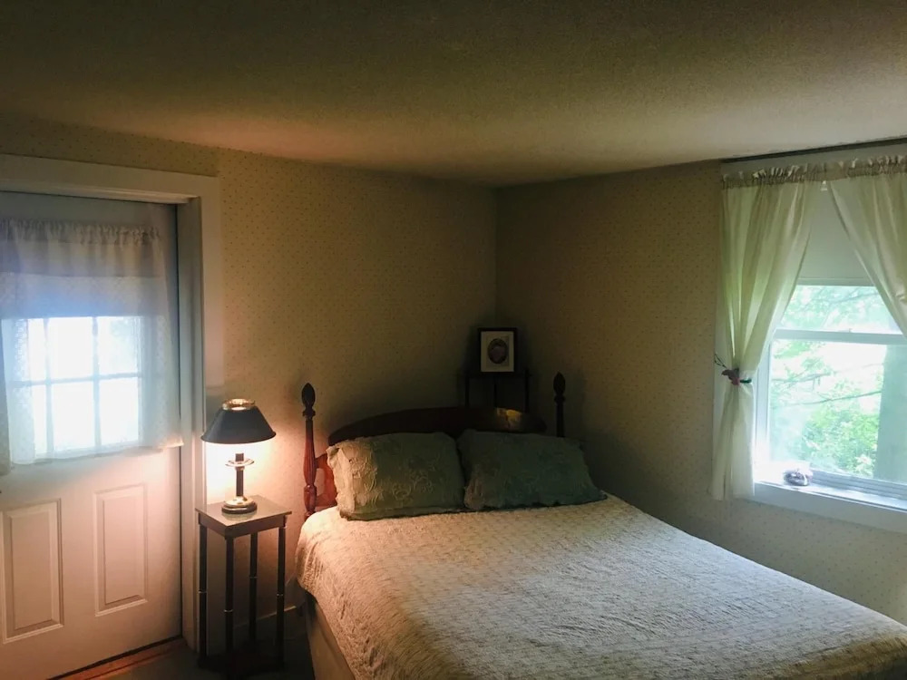 Carriage Barn Inn