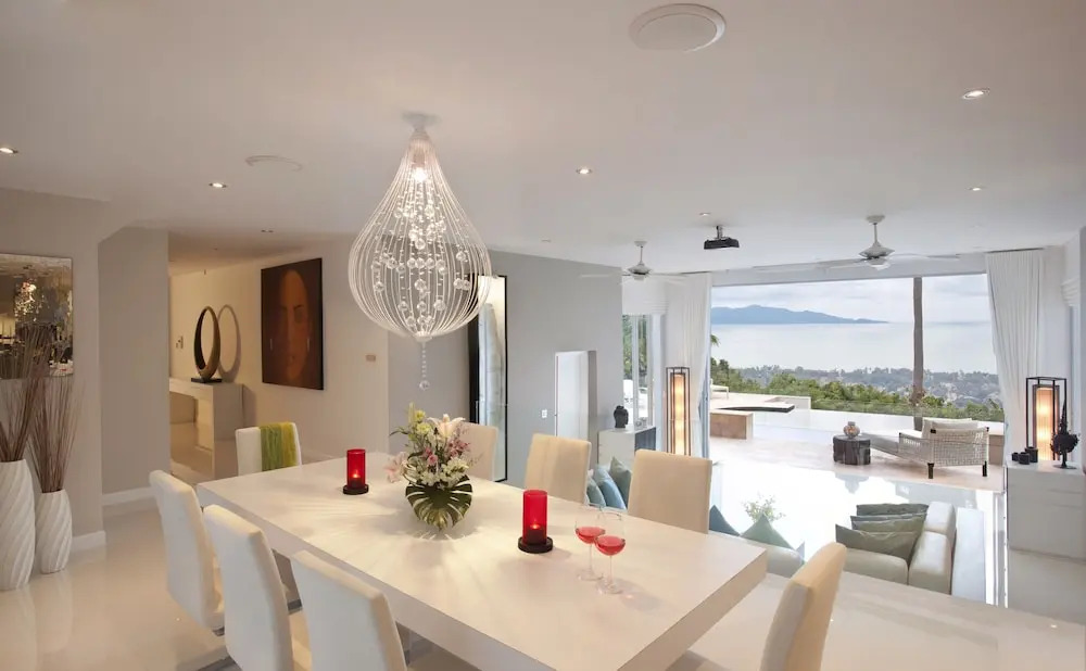 Villa Sarasuz is a 5 Star Luxury Villa Located on the Prestigious Bophut Hill