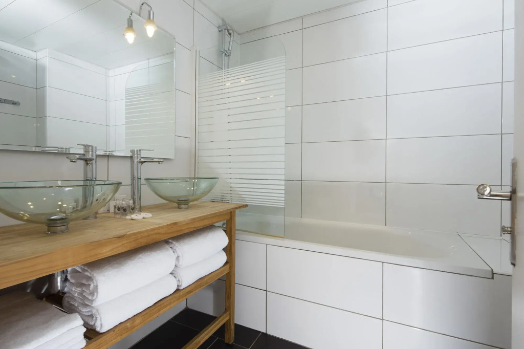 Lion dOr Paris Suites