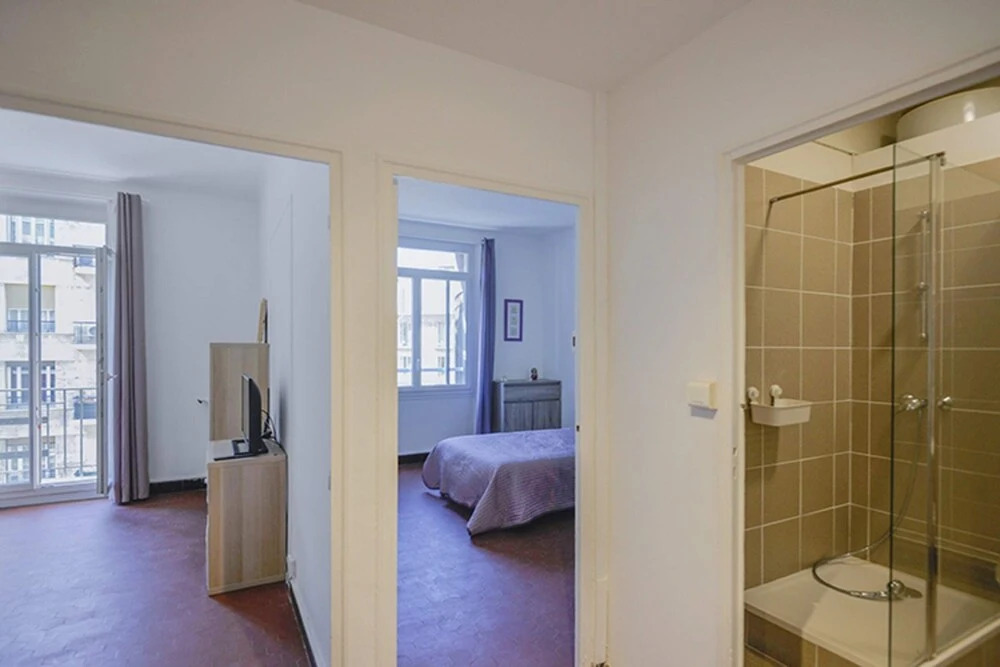 Charming Bright Apartment 4th District