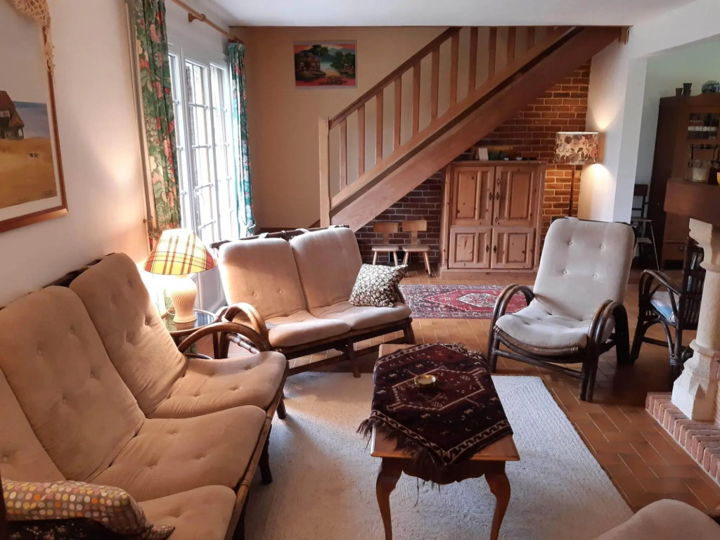 Serene Holiday Home in Saint Pierre le Vieux with Garden