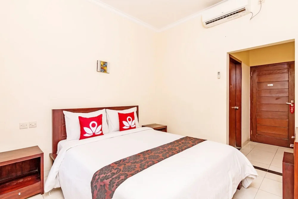 ZEN Rooms Sunshine Dewi Sartika