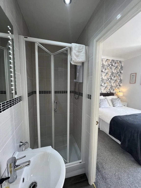 Bryn Derwen Guest House