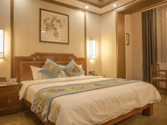Fangcheng Port Zhenru Hotel