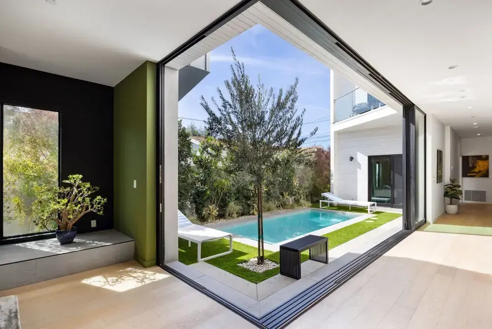 The Bella Villa 2 in Venice