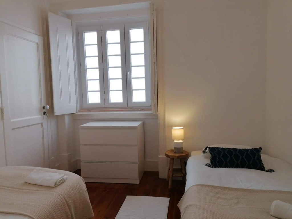 Stunning Apartment Marquês de Pombal