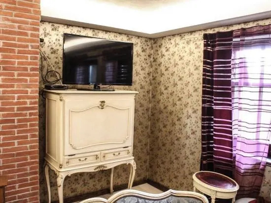 Le Rendezvous Apartment