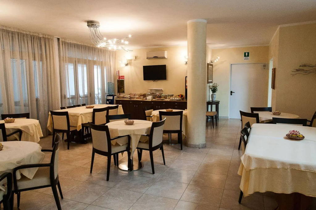 Hotel Demar
