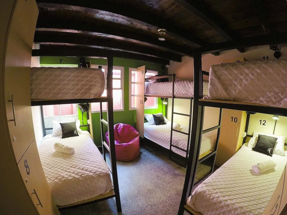 Frenesí Hostal