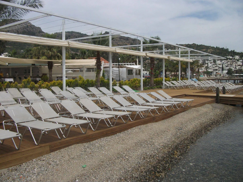 Buk Beach Club