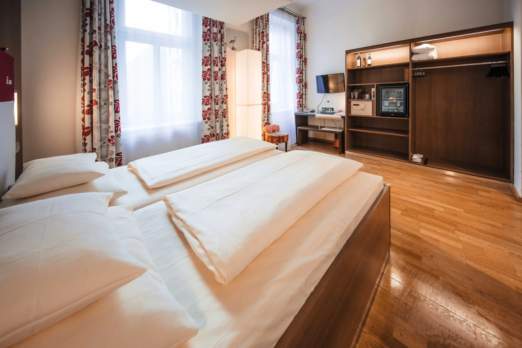 Hotel Rathaus - Wein & Design