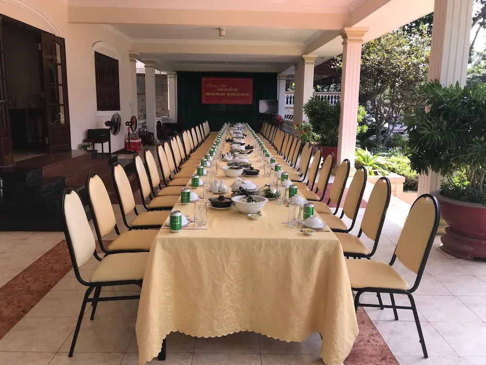 Huong Phong Hotel