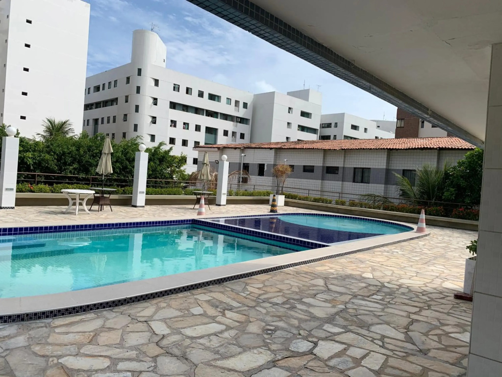Apartamento amplo com acesso direto à praia!