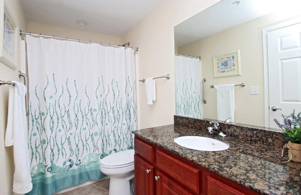 Crystal Tower 1601 by Youngs Suncoast