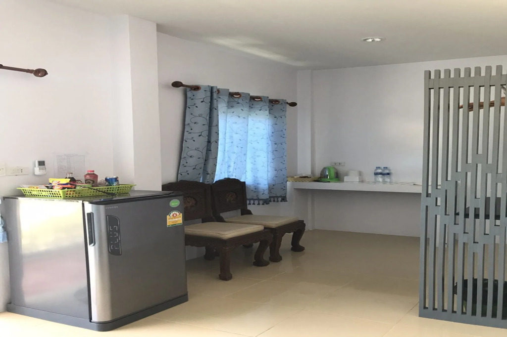 Baan Sri Lanta Sand