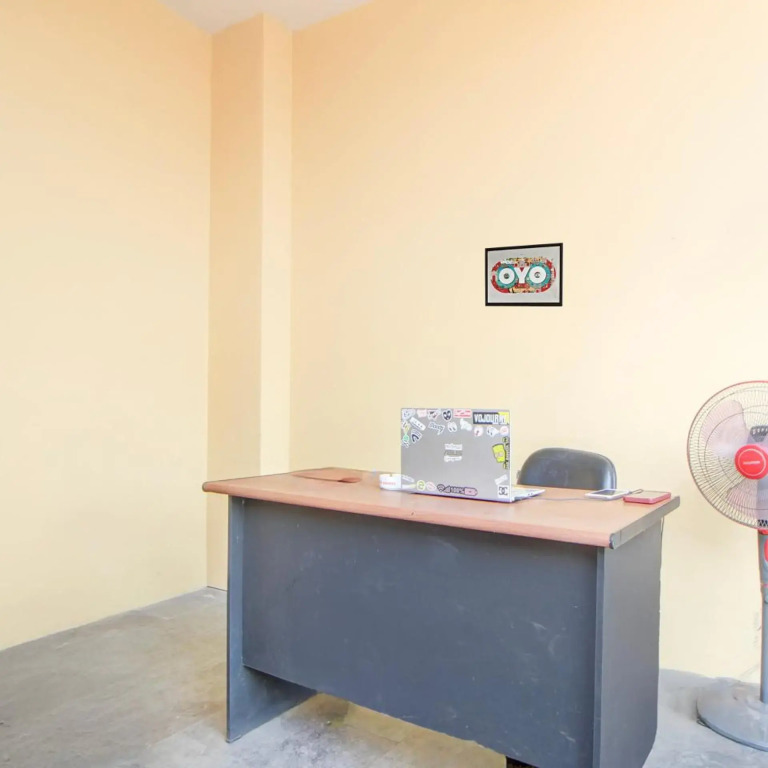 Hotel O Stasiun Tegal Near Alun-Alun  Formerly Ameera Guest House