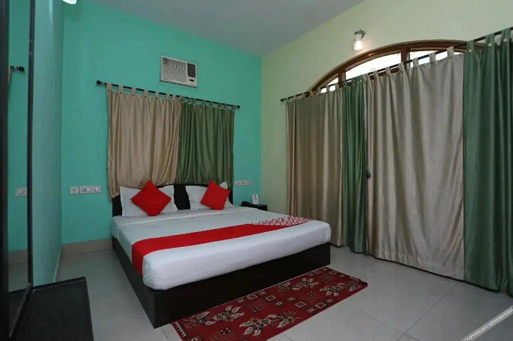 Tulip Guest House by FabHotel