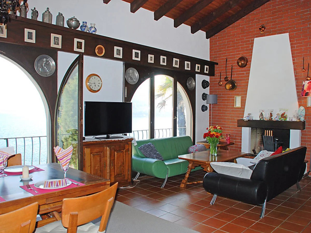 House CasAnita Castagnola
