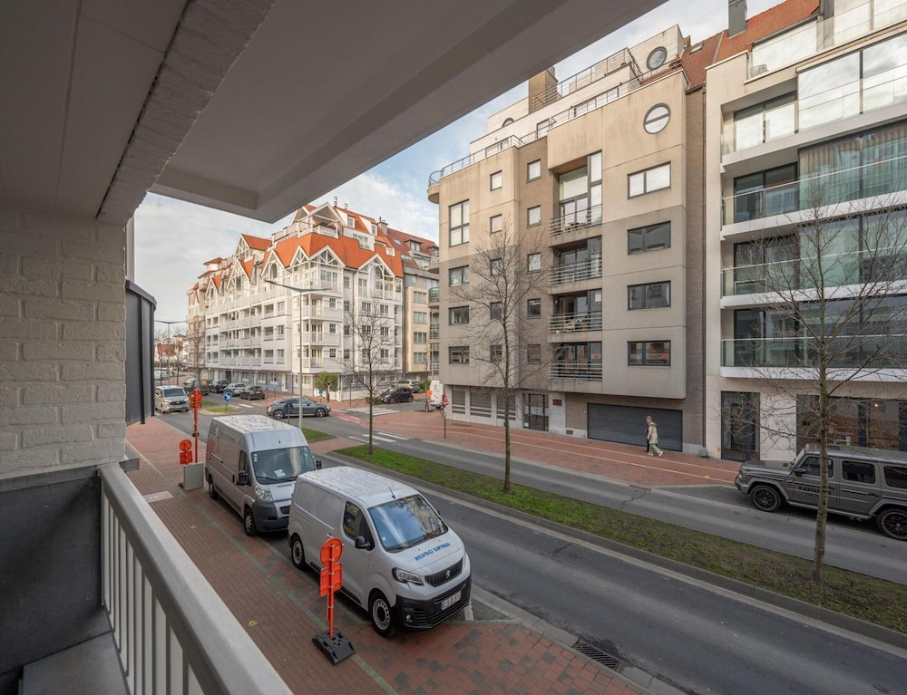 Knokke City Centre Apartment for 6
