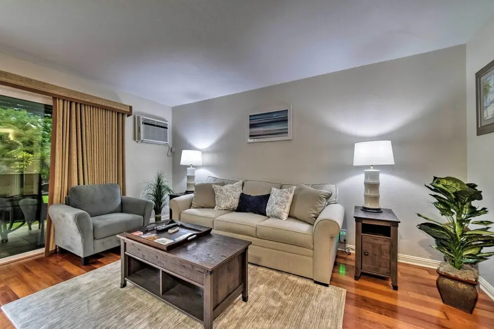 Garden View Condo w/ Pool - 400 Feet to Beach!