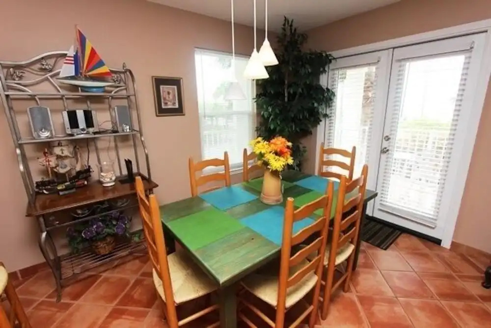 Aqua Ocean View - 2 Br Condo