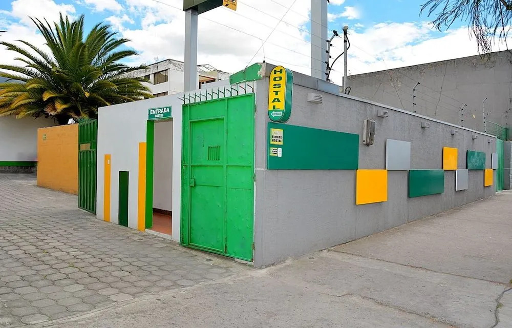 Hostal Terra 3 - BASE AÉREA