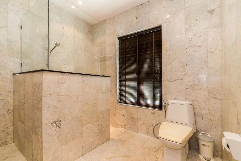 Luxury 5 Bedroom Villa in Beautiful Banyan Resort
