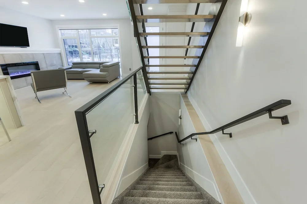 New Luxury Townhome 23