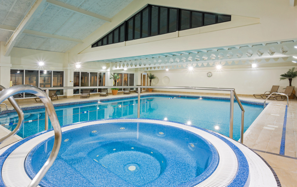 Holiday Inn Cambridge by IHG