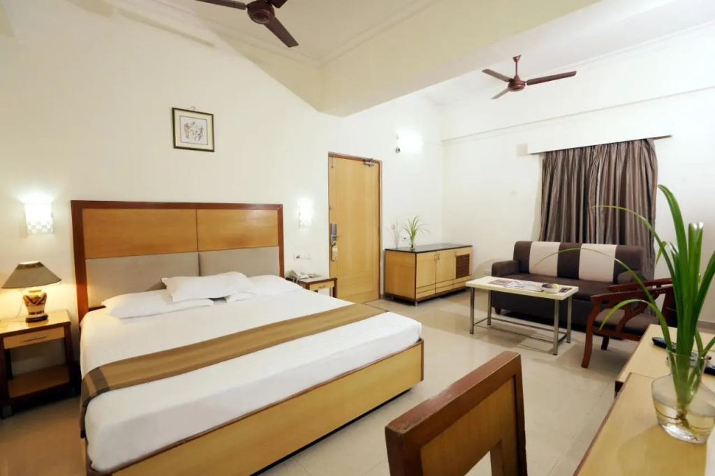 Hotel Geetha Regency