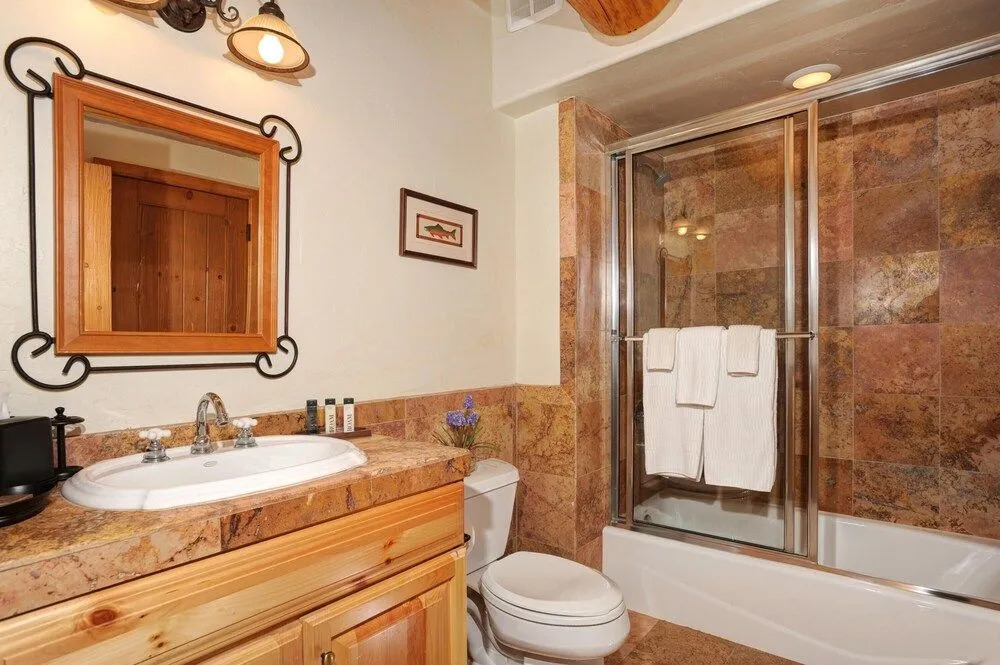 Paradise Meadow Lodge