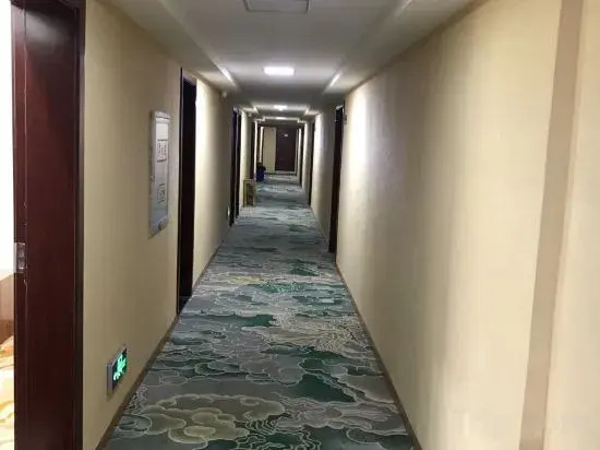 Dalian Hotel (Nanjing Xinting Road Subway Station Store)
